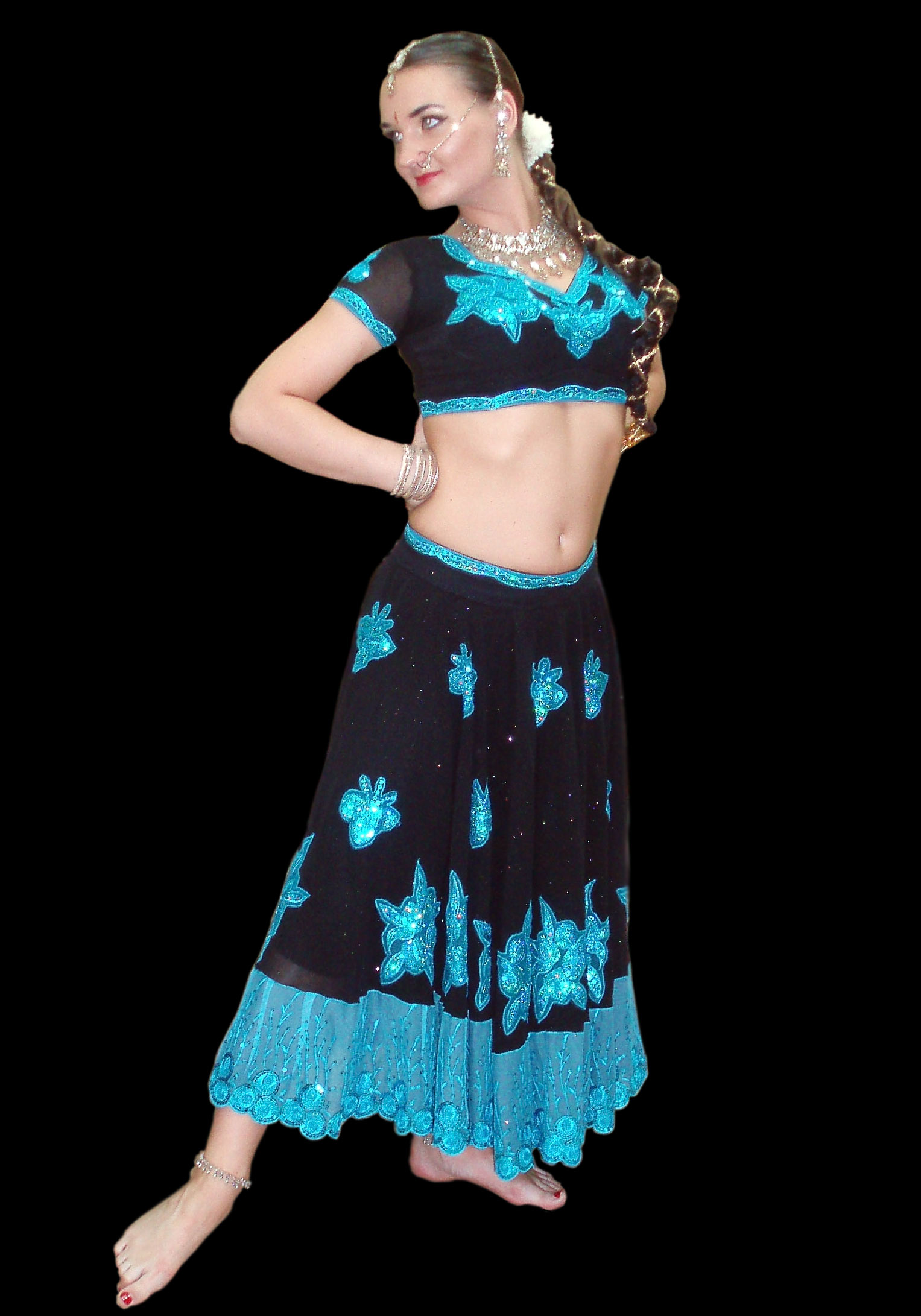 Индийский костюм. черный с голубым