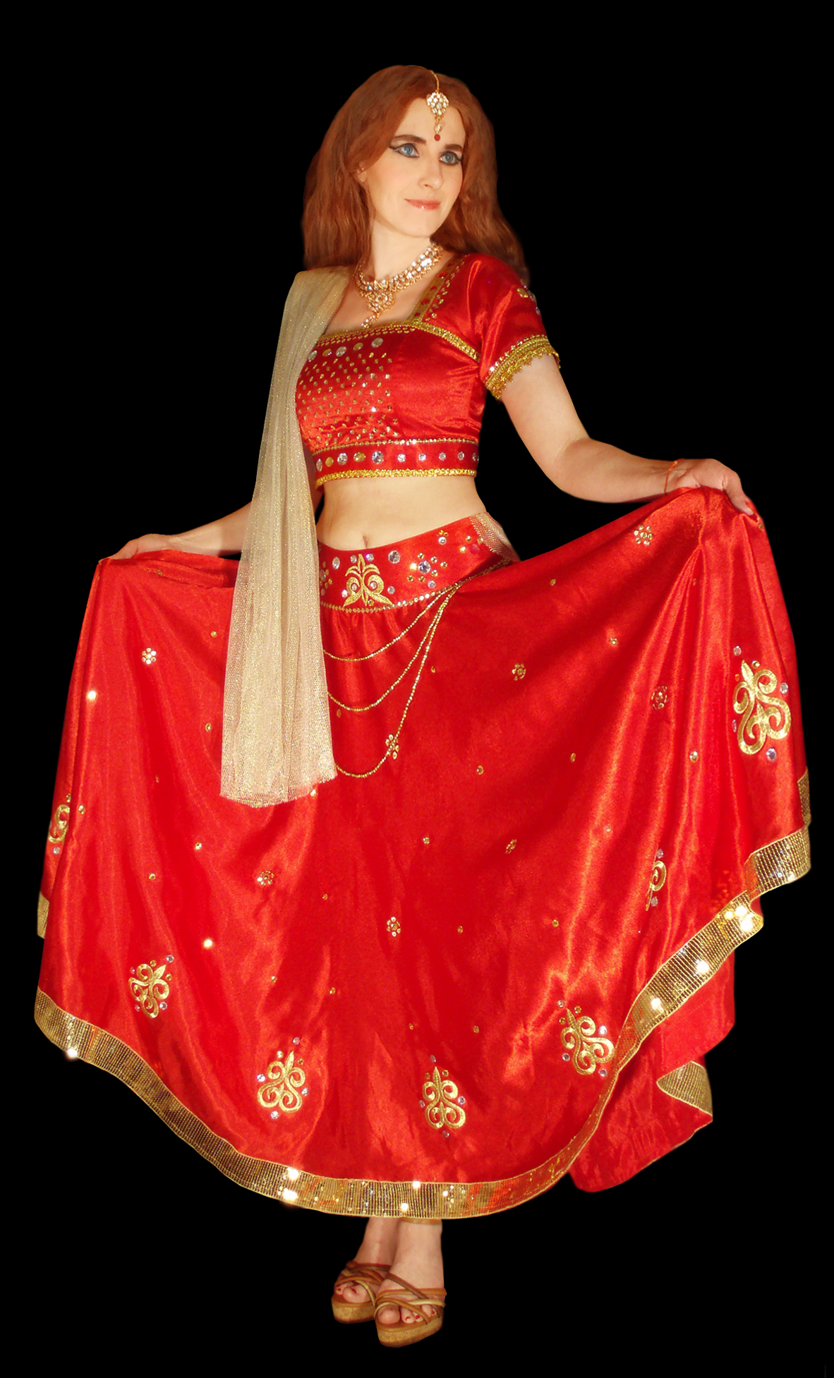 красный индийский костюм